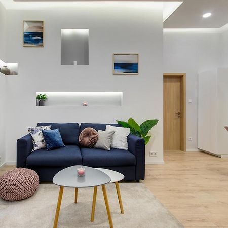 Central Studio At Oktogon Budapest Eksteriør billede