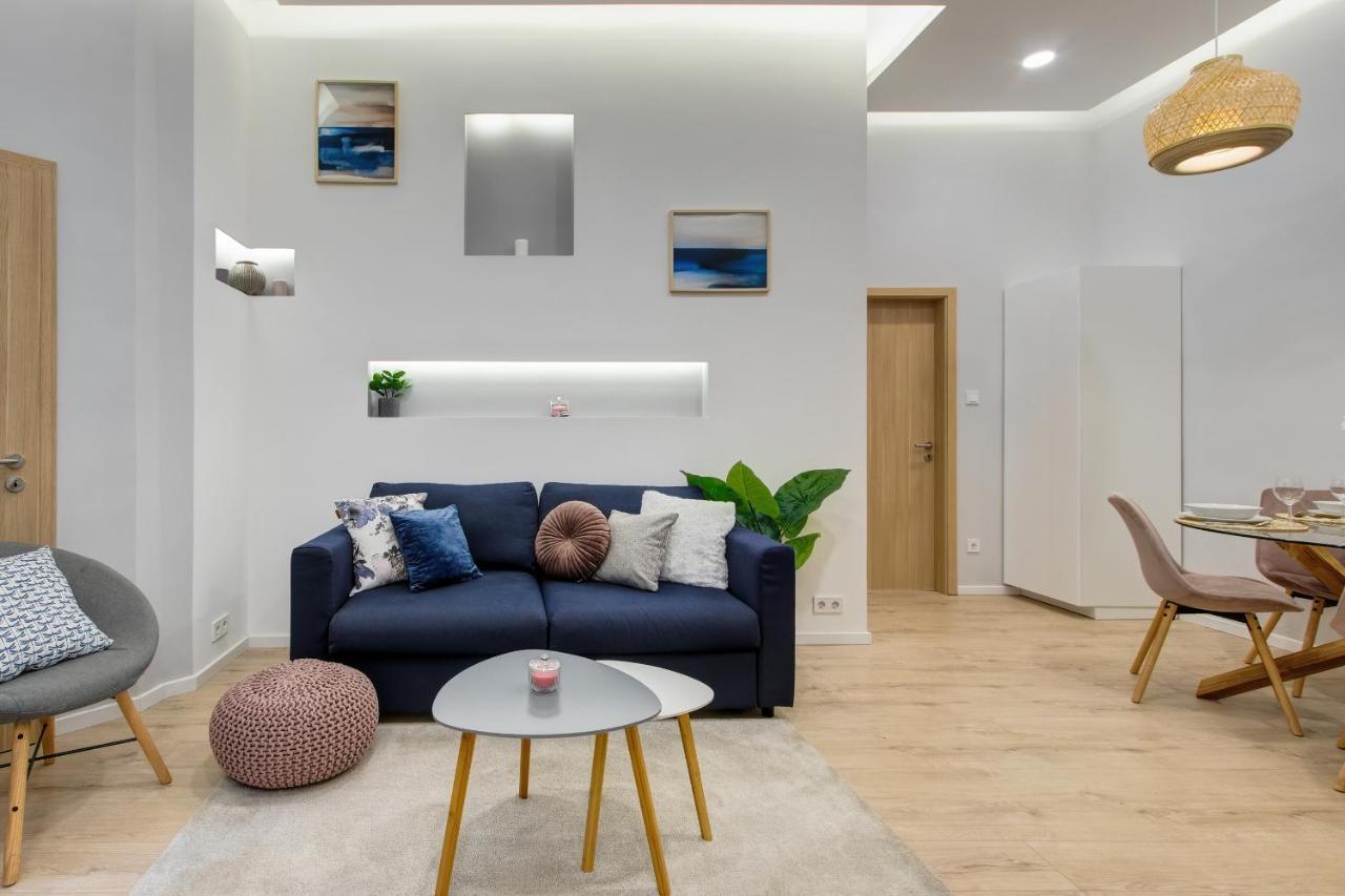 Central Studio At Oktogon Budapest Eksteriør billede